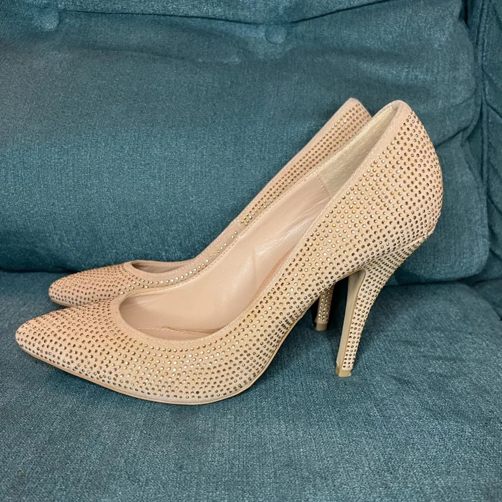 Steve Madden Size 10 Superhot Blush Pumps - Picture 3 of 5